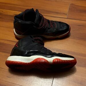 Nike Air Jordan XI 11 Black Red Bred 2001 Retro 136046-061 Mens Size 11